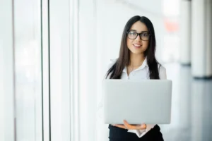 The Unseen Advantage: A High-Performer's Guide to Radical Visibility Without the Noise